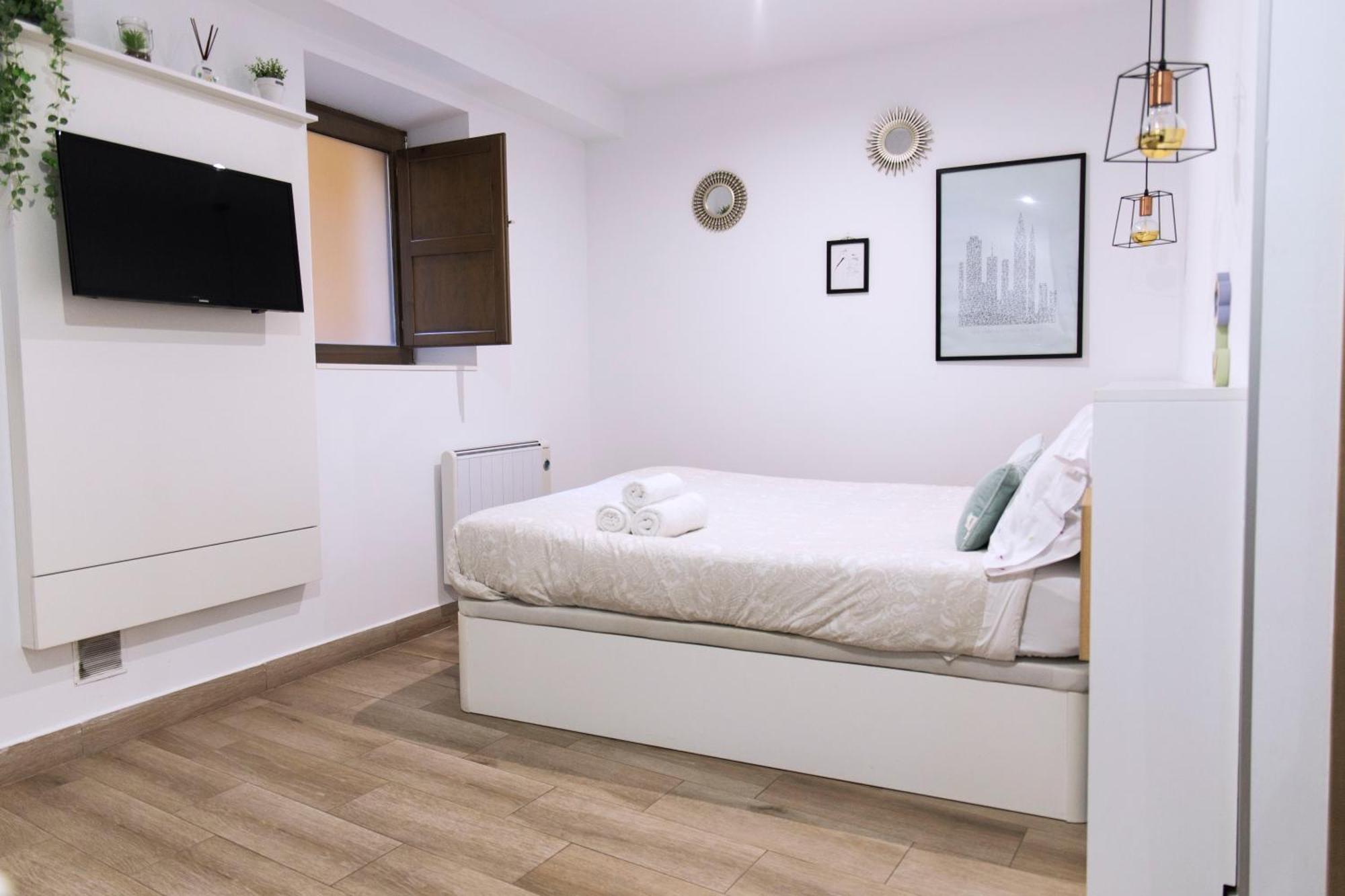 Belia A.T. Apartment Caceres Luaran gambar